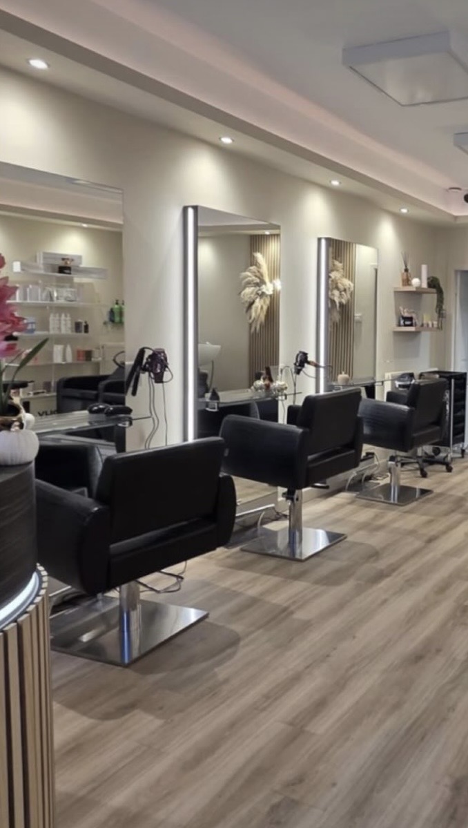 B Flawless Hair Salon interior